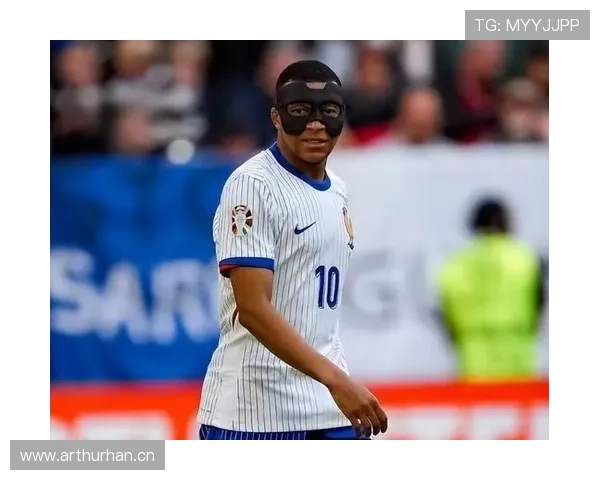 登贝莱与格列兹曼:巴萨进攻贡献及战术适配对比分析 登贝莱与格列兹曼:巴萨进攻贡献及战术适配对比分析